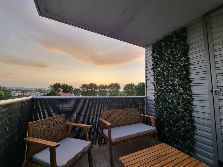 Appartement Ensoleille, Wifi-clim-gare-terrasse *